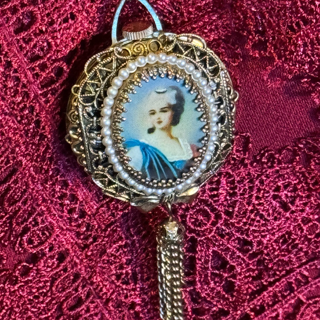 Vtg Charlo Swiss Made Cameo Portrait Wind-Up Working Watch Pendant Necklace